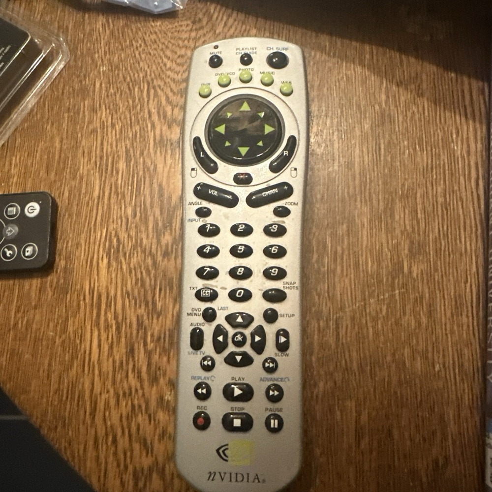 nvidia nvRemote PC remote control UR88A